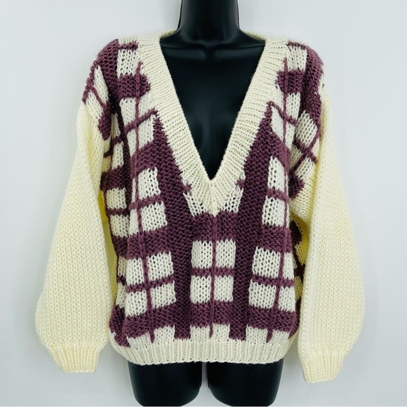 Vintage hand knit plaid v neck‎ chunky sweater academia women's size M - Picture 7 of 8